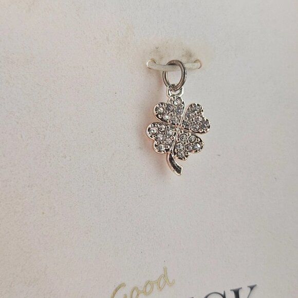 Footnotes Good Luck Charm Crystals Accent Leafs Charm Only - Picture 2 of 10